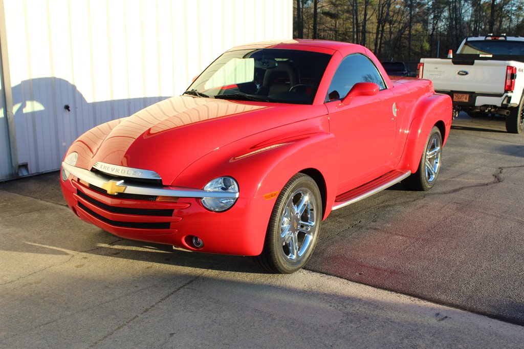 2004 Chevrolet SSR LS