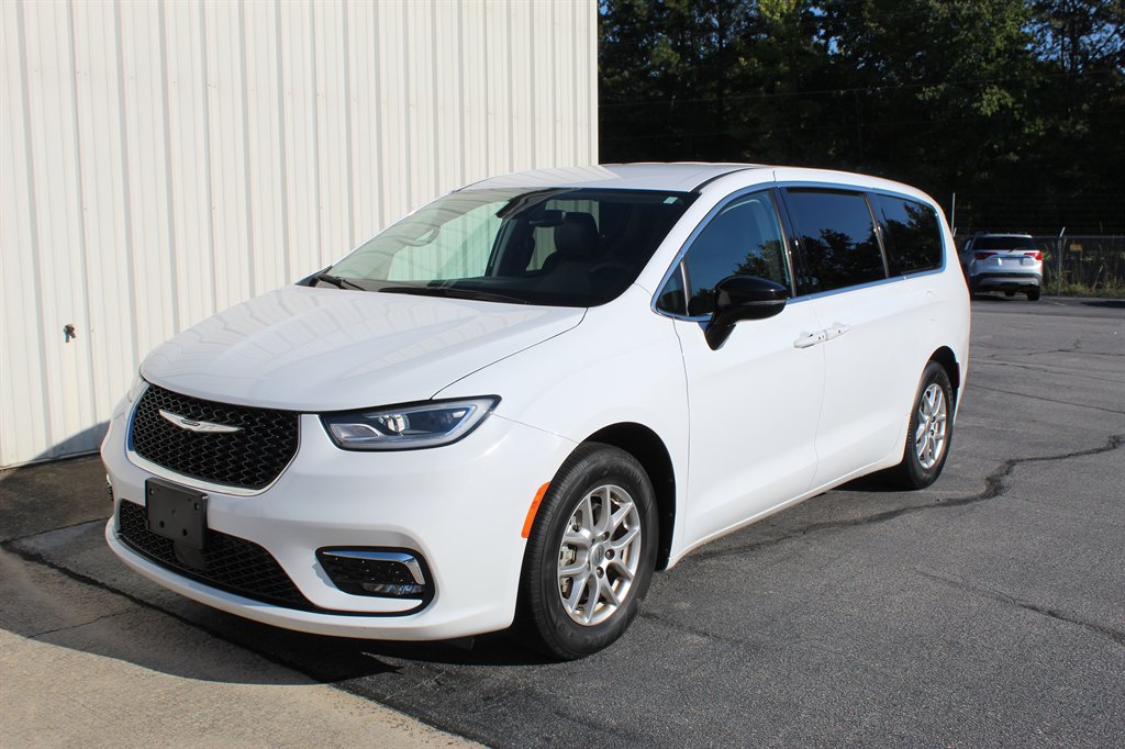 2024 Chrysler Pacifica