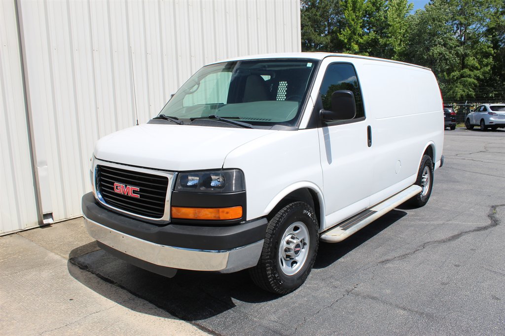 2014 GMC Savana 2500 Cargo Van's photo