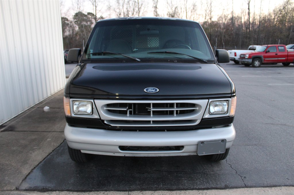 2000 Ford Econoline Van COMMERCIAL - Photo 10