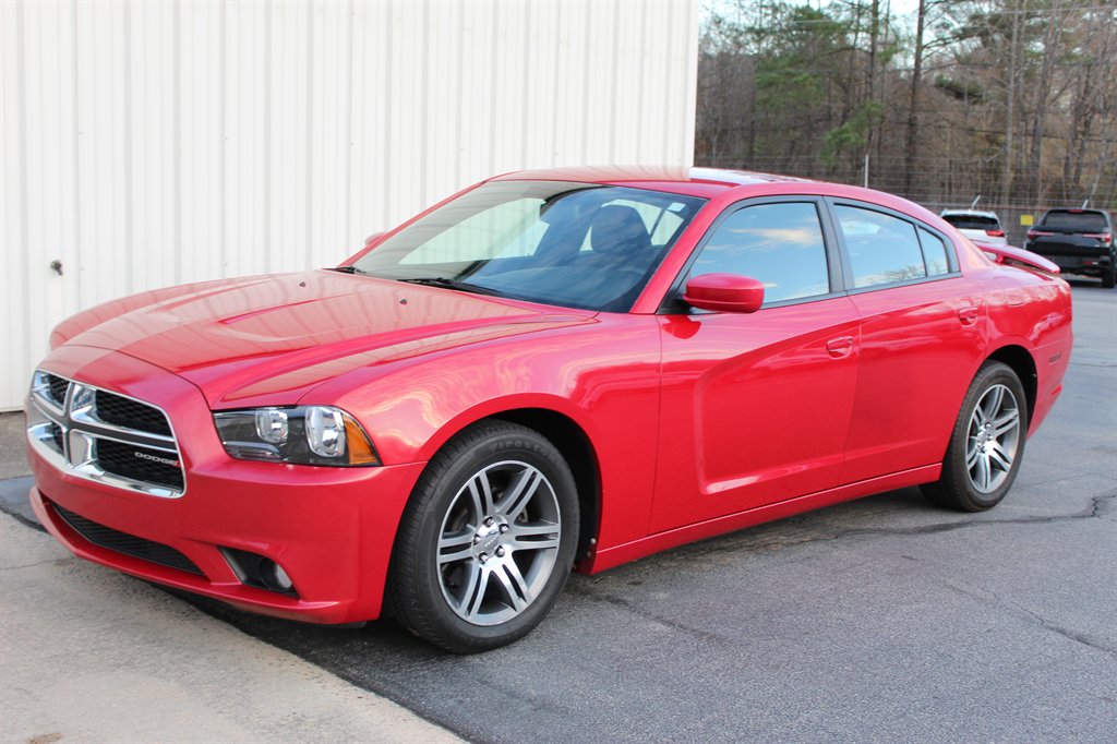 2013 Dodge Charger SXT's photo