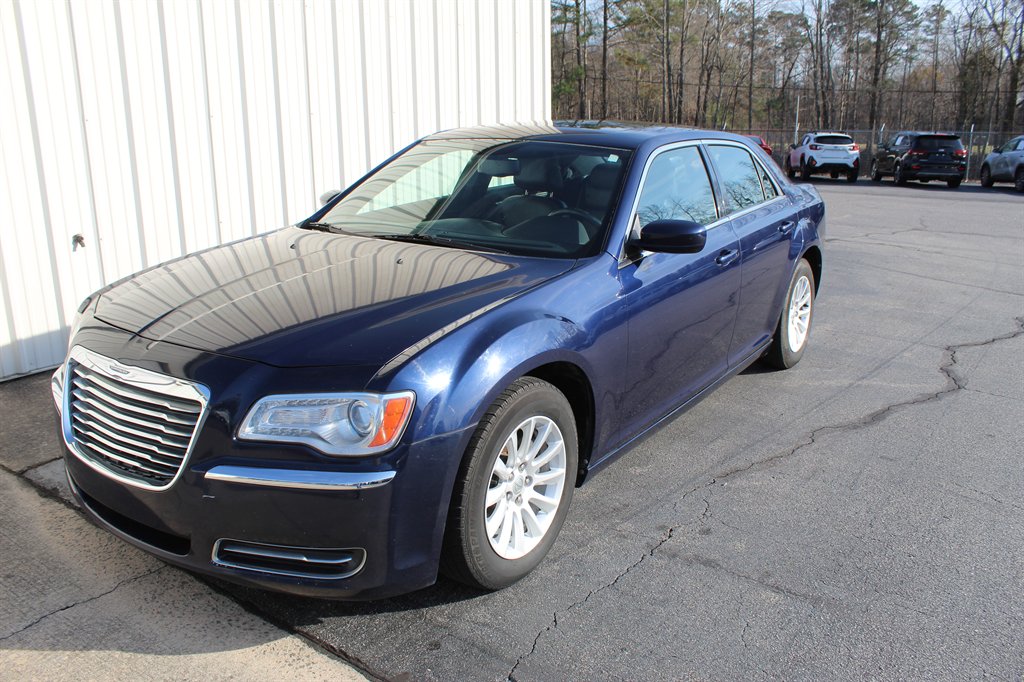 2013 Chrysler 300 Base's photo
