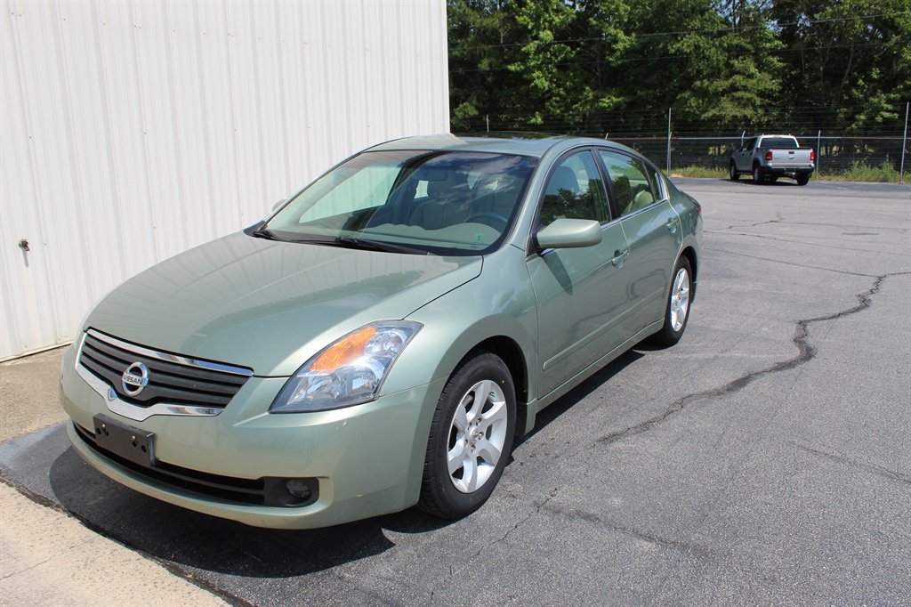 2008 Nissan Altima's photo
